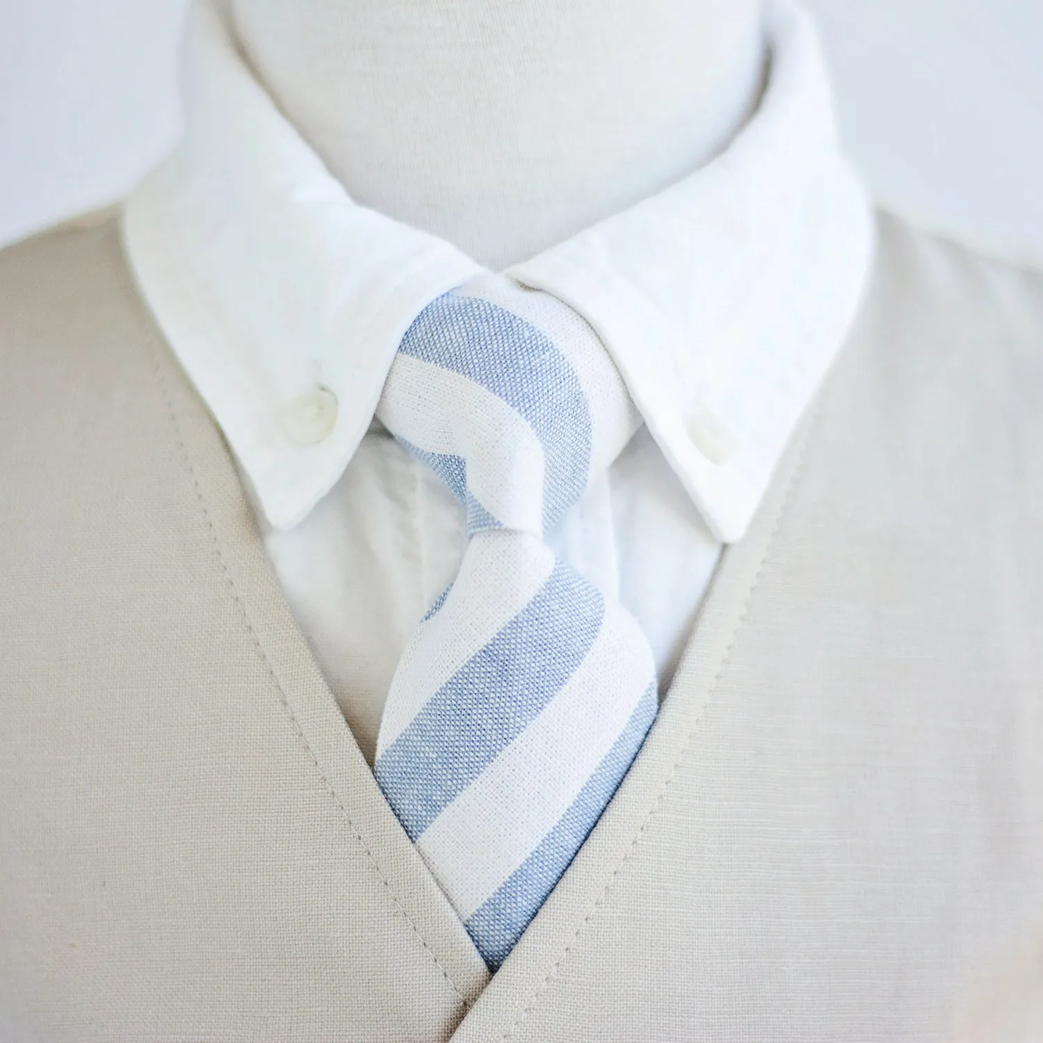 Boy's Bow Tie / Chambray Linen Wide Stripe