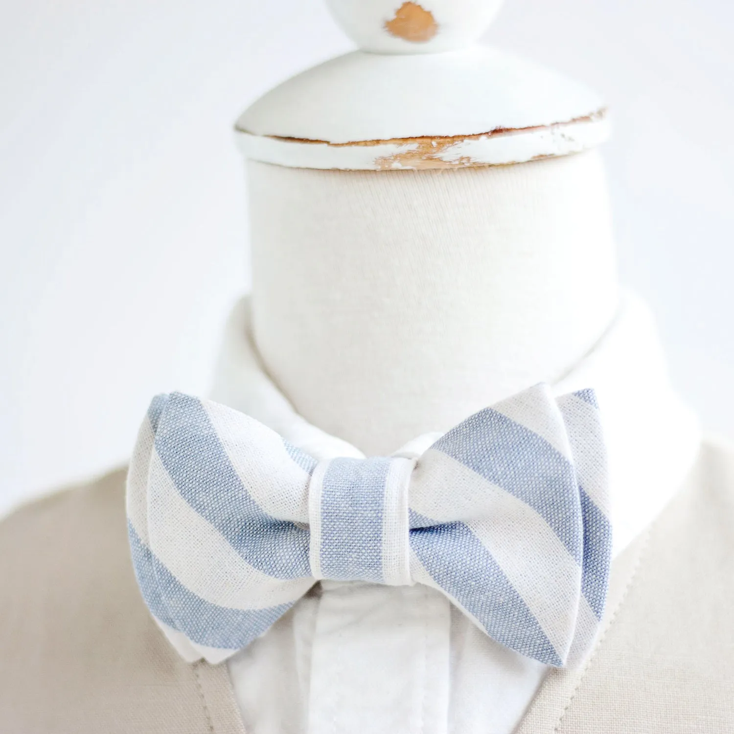 Boy's Bow Tie / Chambray Linen Wide Stripe